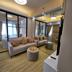 Golden Suite